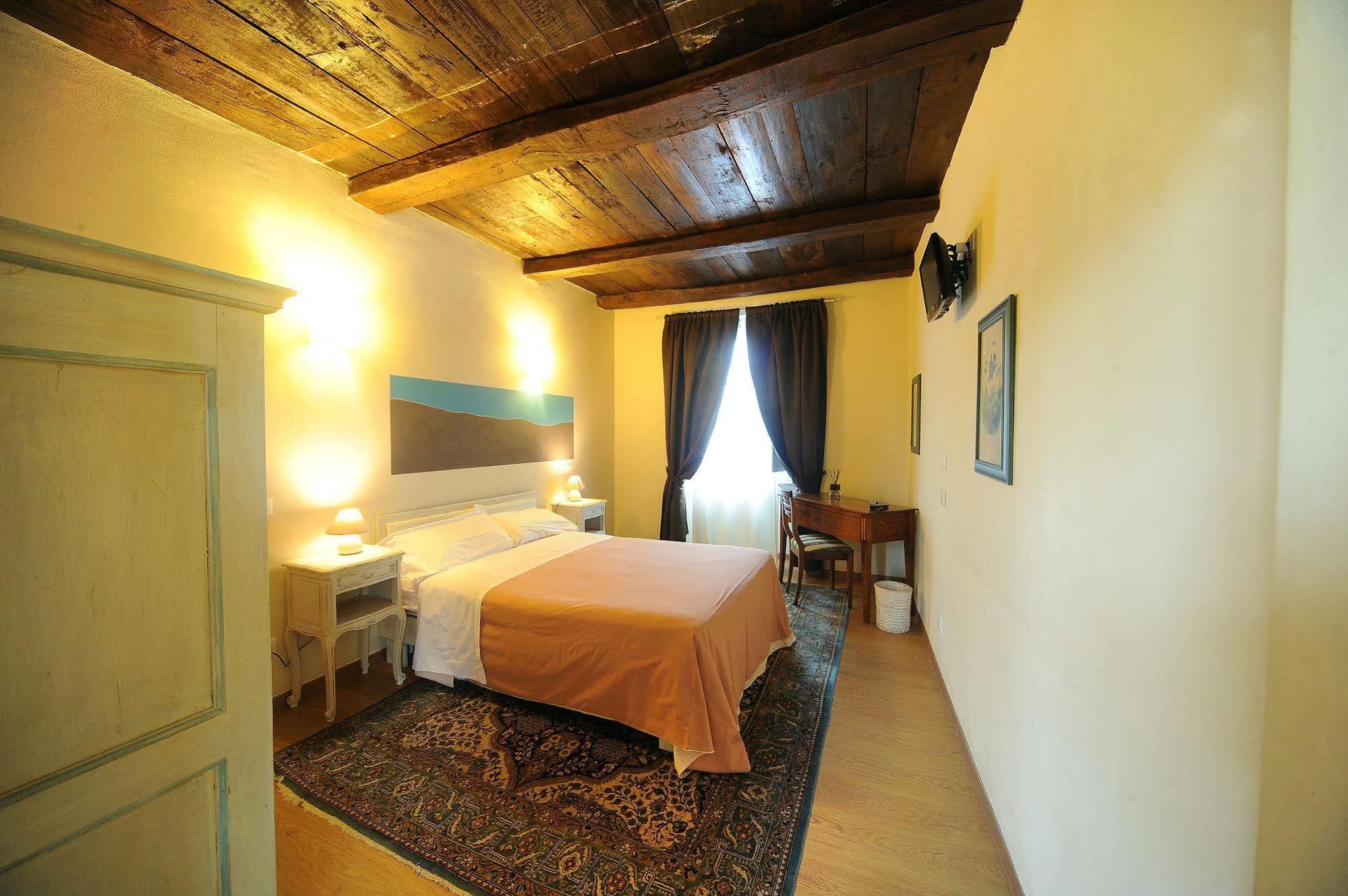 Hotel Il Campanile Cherasco Exteriér fotografie